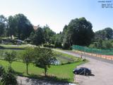 09 : 56