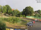 19 : 04