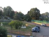 06 : 32