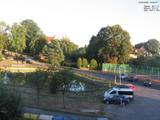19 : 44