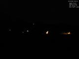 03 : 00
