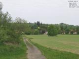 09 : 00