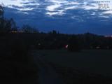 21 : 04
