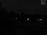 23 : 04