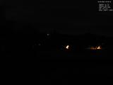 03 : 00