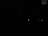 03 : 00