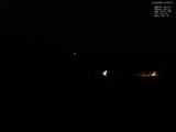 03 : 00