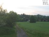 19 : 44