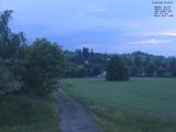 21 : 08