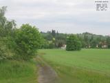 09 : 00