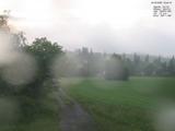 19 : 44