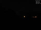 23 : 00