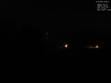 23 : 08