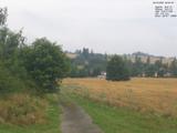 09 : 04