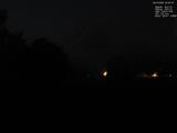 22 : 00