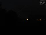 22 : 04