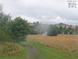 19 : 04