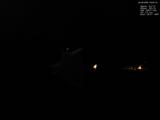 03 : 00
