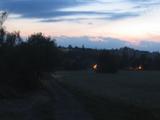 22 : 04