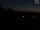 23 : 08