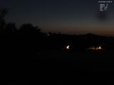 23 : 08