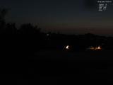 23 : 04