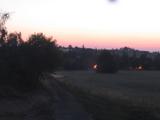 22 : 04