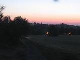 22 : 08