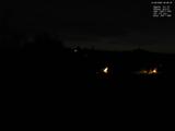 22 : 08