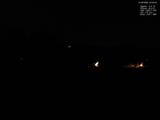 23 : 00