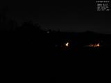 22 : 04