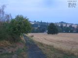 06 : 00