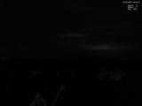 03 : 24