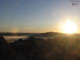 06 : 44