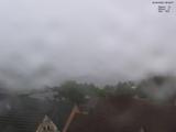 09 : 48