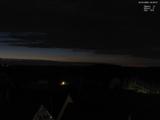 04 : 00