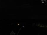 23 : 00