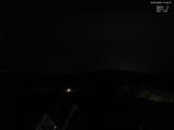 01 : 44
