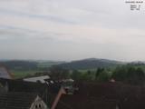 09 : 48