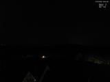 03 : 04