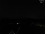 03 : 28
