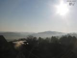 07 : 00