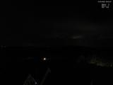 03 : 04