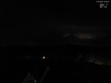 03 : 08