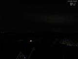 03 : 28