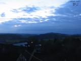 04 : 44
