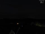 22 : 08