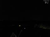 01 : 04