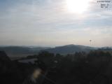 07 : 00