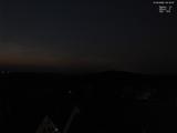 03 : 10